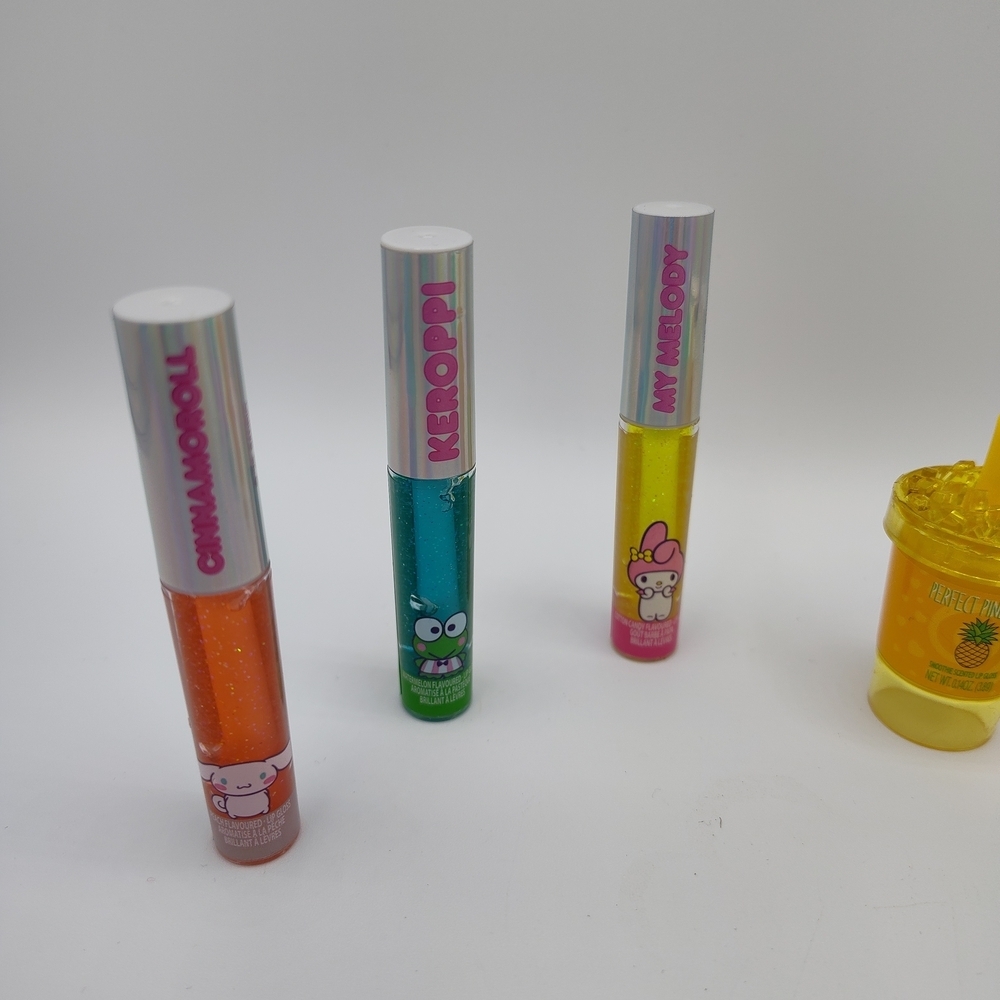 Sanrio Lip Gloss Trio Boba Cup Lip Balms Set Cinnamoroll Keroppi My Melody - Picture 2 of 3